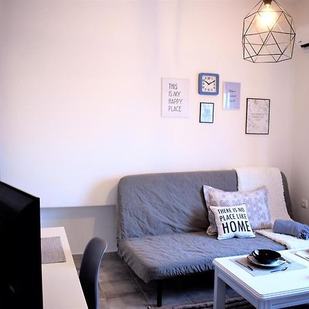 Apartmán Cozy And Modern Komotiní Exteriér fotografie