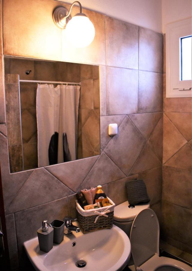 Apartmán Cozy And Modern Komotiní Exteriér fotografie